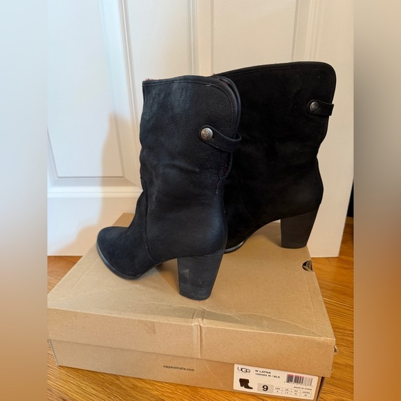 UGG Layna Women's Shearling Foldable Cuff Black Nubuck Boot 2-Wear Styles! 9 - Picture 8 of 13